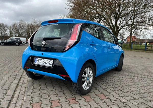 Toyota Aygo cena 43000 przebieg: 70000, rok produkcji 2017 z Poznań małe 46